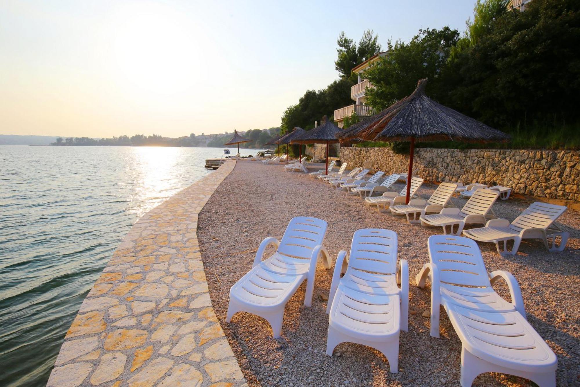 Depadansa Hotel Lucija*** Поседарье Екстериор снимка
