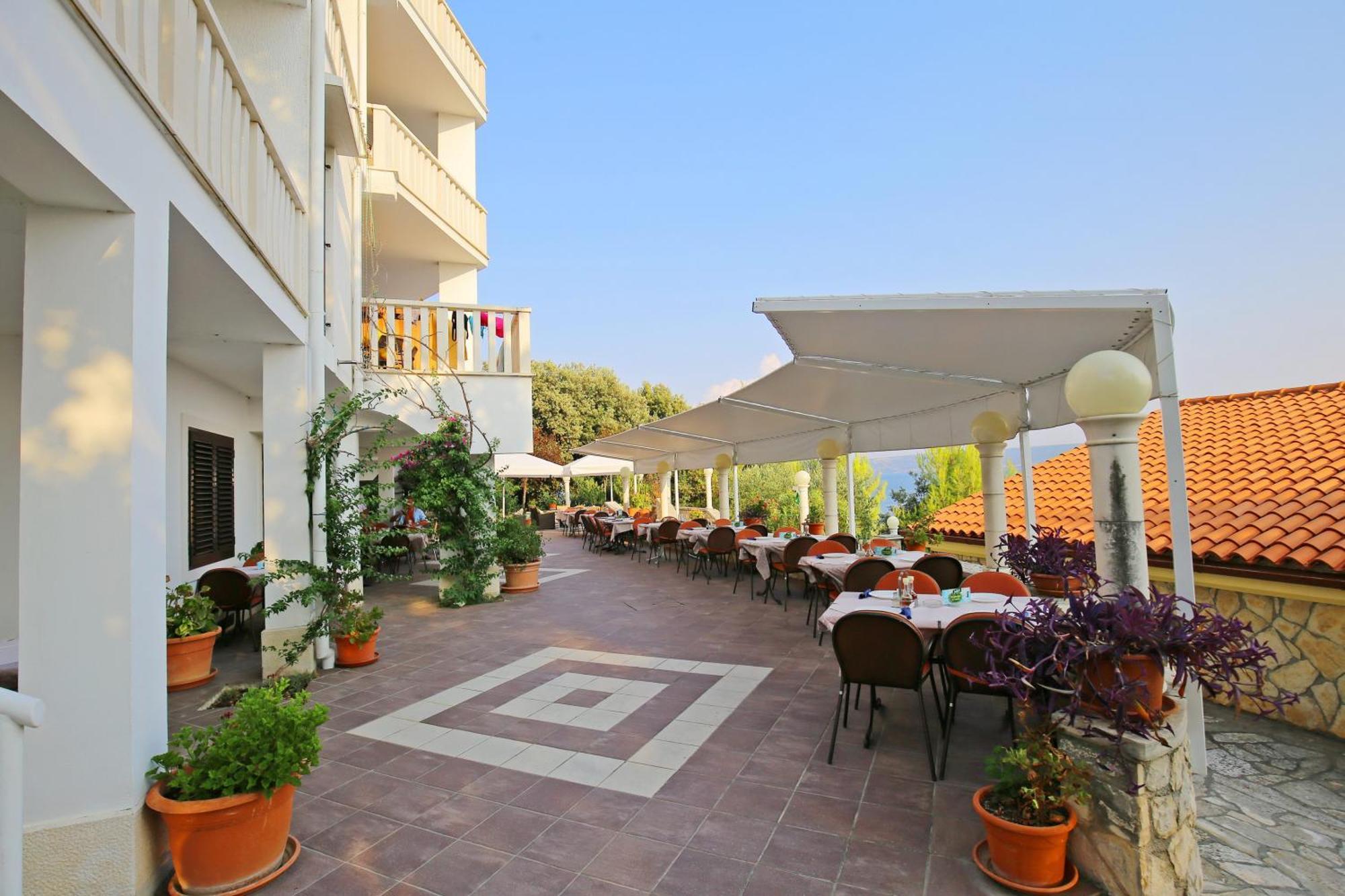 Depadansa Hotel Lucija*** Поседарье Екстериор снимка